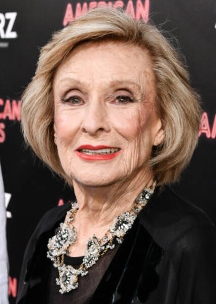 Cloris Leachman photo