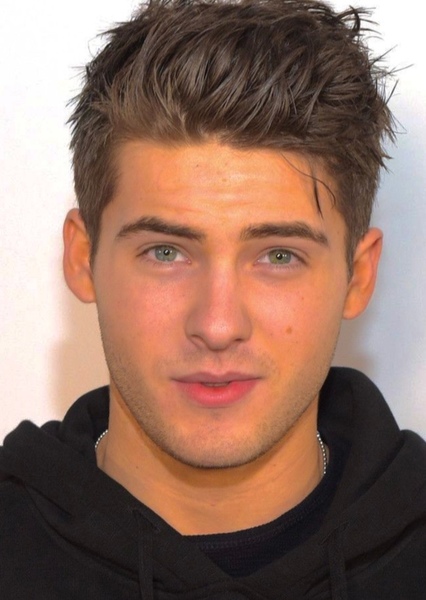 Cody Christian photo