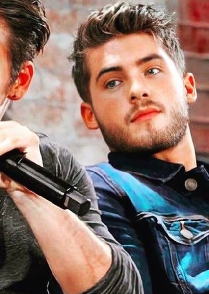 Cody Christian photo