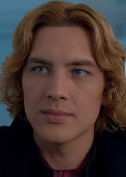 Cody Fern photo