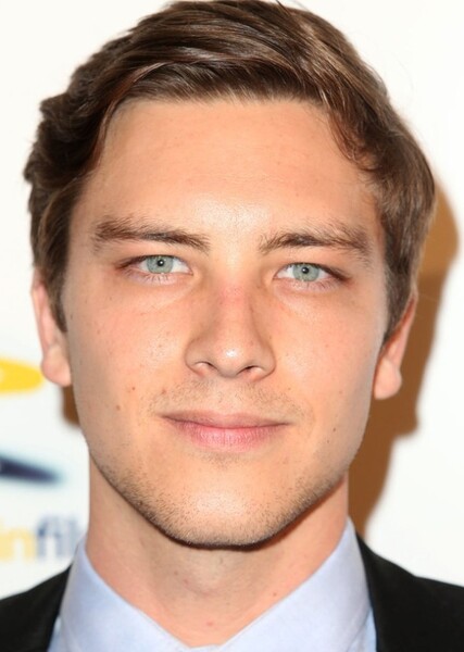 Cody Fern photo
