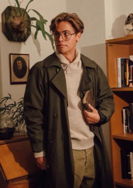 Cole Sprouse photo