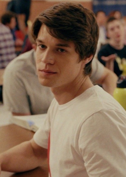 Colin Ford photo
