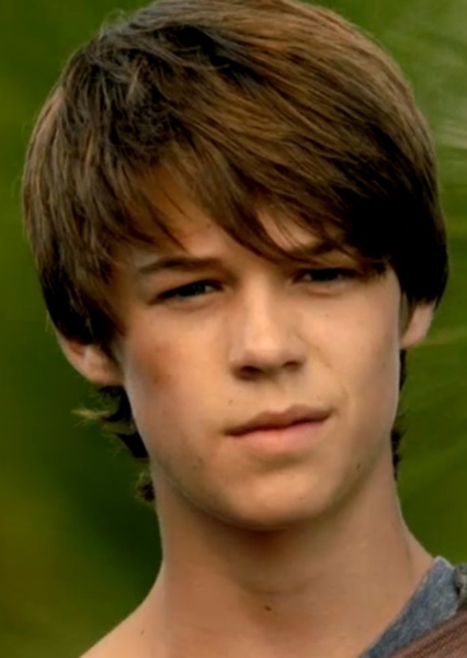 Colin Ford photo