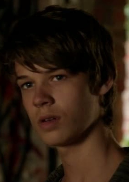 Colin Ford photo