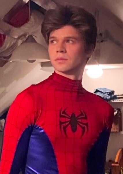 Colin Ford photo