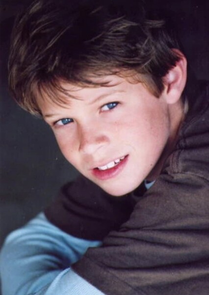 Colin Ford photo