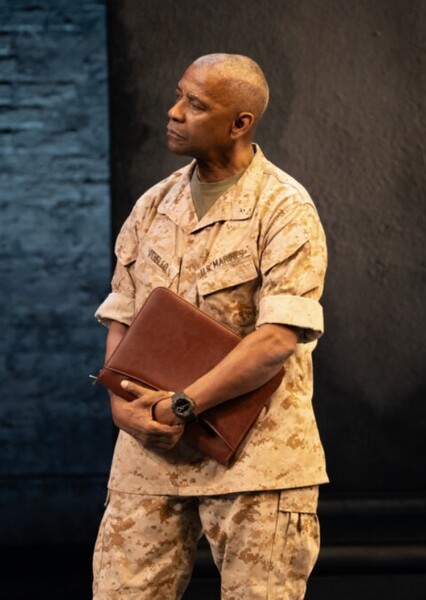 Commander Othello photo
