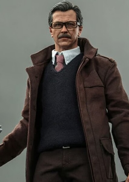 Commissioner James Gordon photo