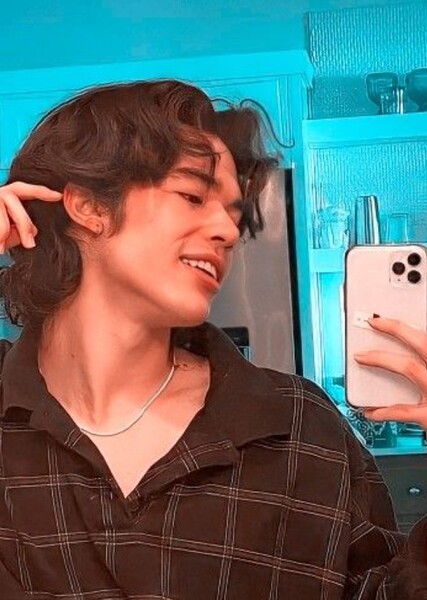Conan Gray photo