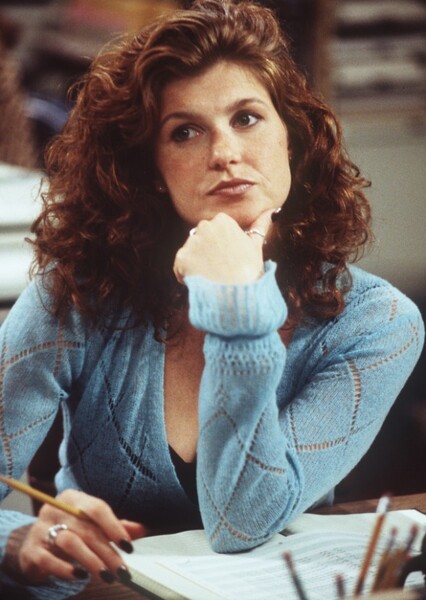 Connie Britton photo