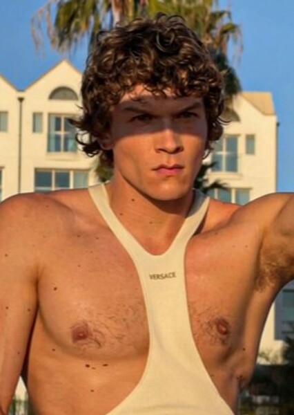 Connor Storrie photo