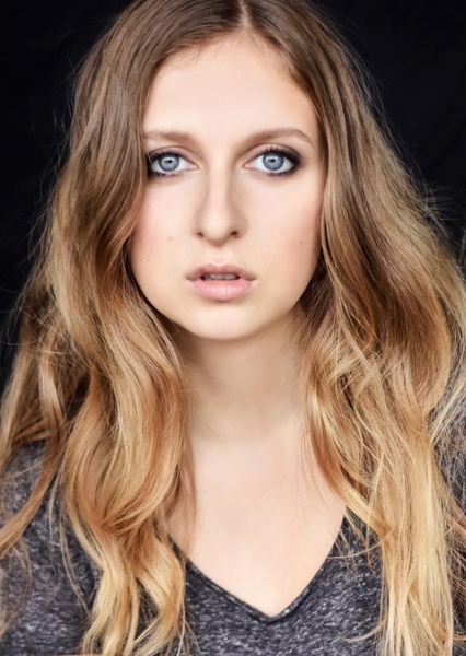 Corina Bizim photo