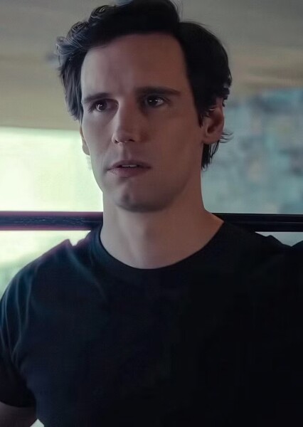 Cory Michael Smith photo