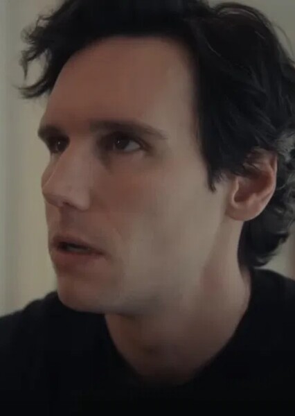 Cory Michael Smith photo