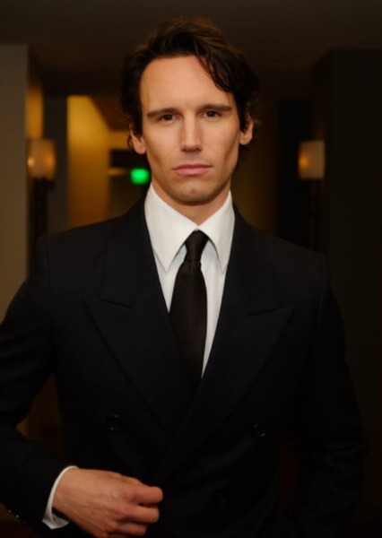 Cory Michael Smith photo