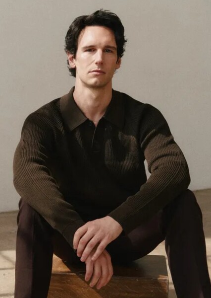 Cory Michael Smith photo