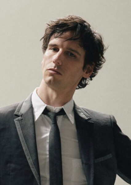Cory Michael Smith photo