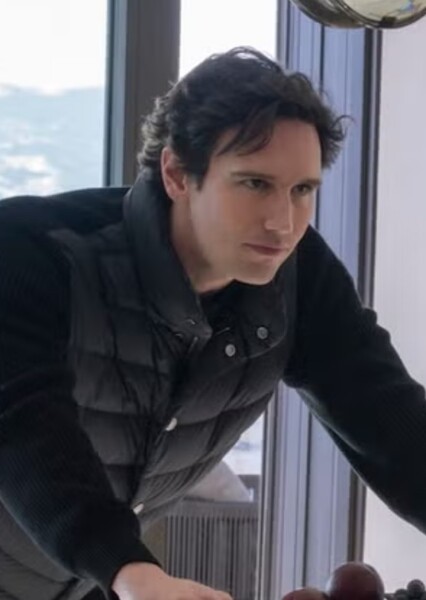 Cory Michael Smith photo