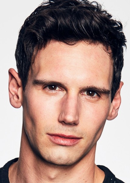 Cory Michael Smith photo