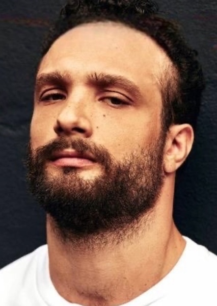 Cosmo Jarvis as Arthur Morgan in Red Dead Redemption 2