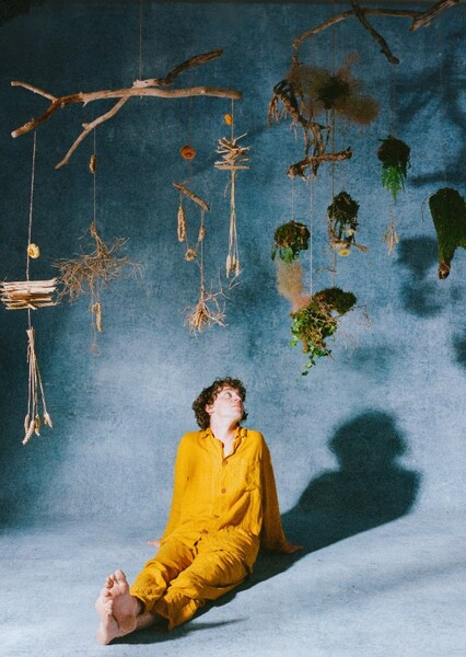 Cosmo Sheldrake photo