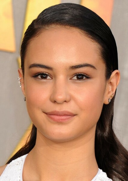 Courtney Eaton