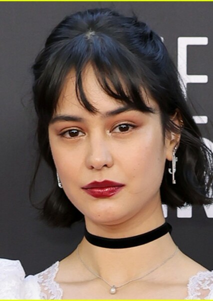 Courtney Eaton photo
