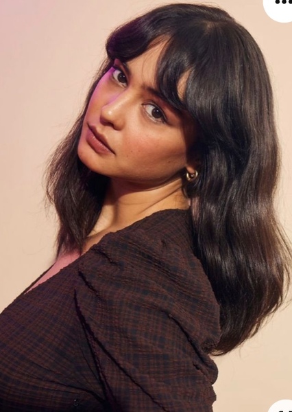 Courtney Eaton photo