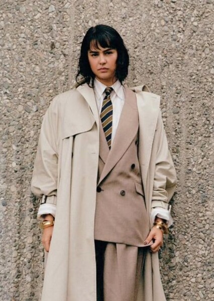 Courtney Eaton