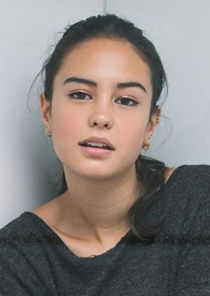 Courtney Eaton photo