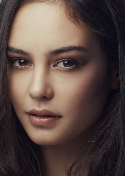 Courtney Eaton