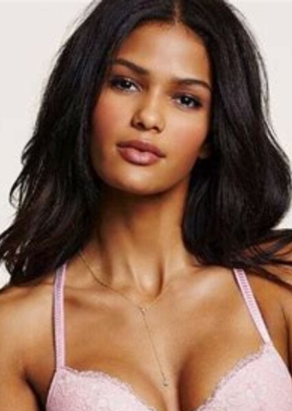 Cris Urena photo