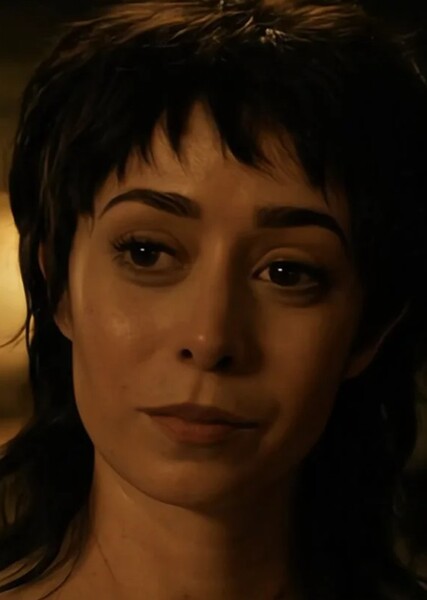 Cristin Milioti photo