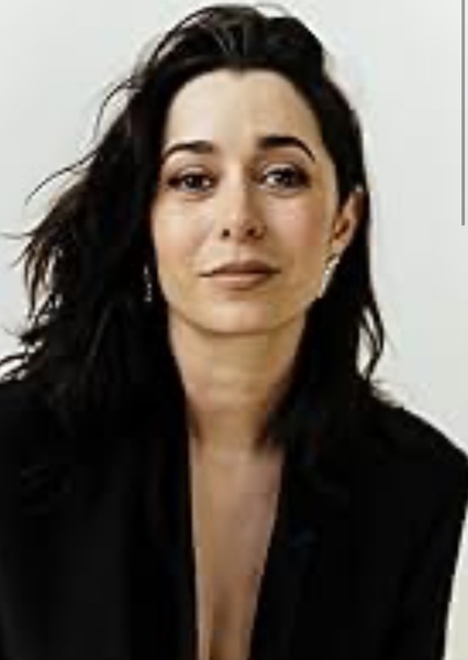 Cristin Milioti photo