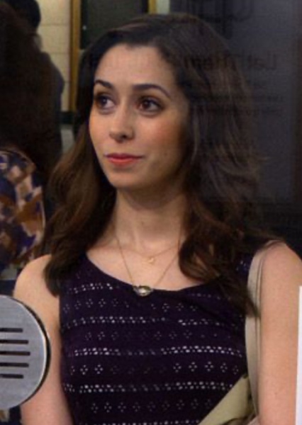 Cristin Milioti photo