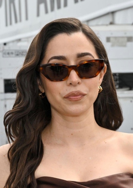 Cristin Milioti photo