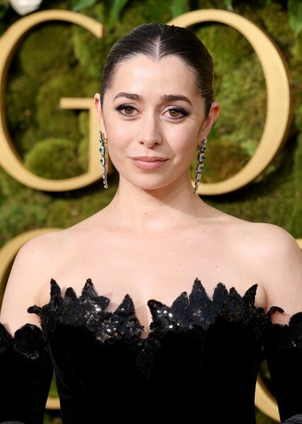 Cristin Milioti photo