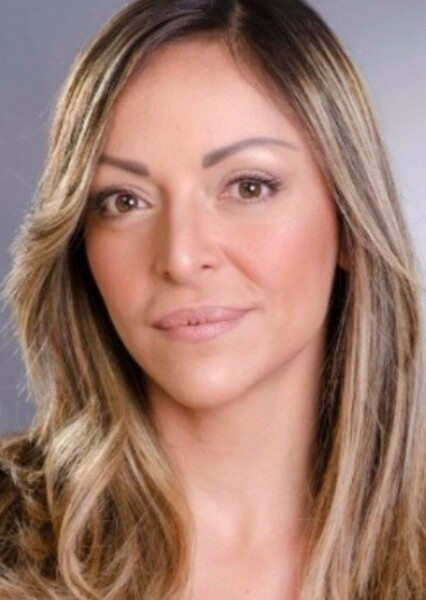 Cristina Abuhazi