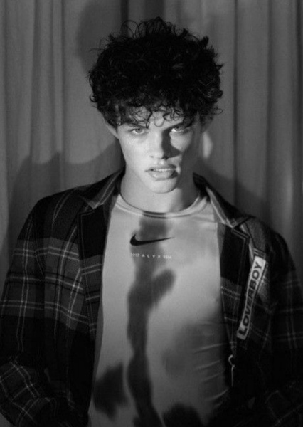 Curran Walters photo
