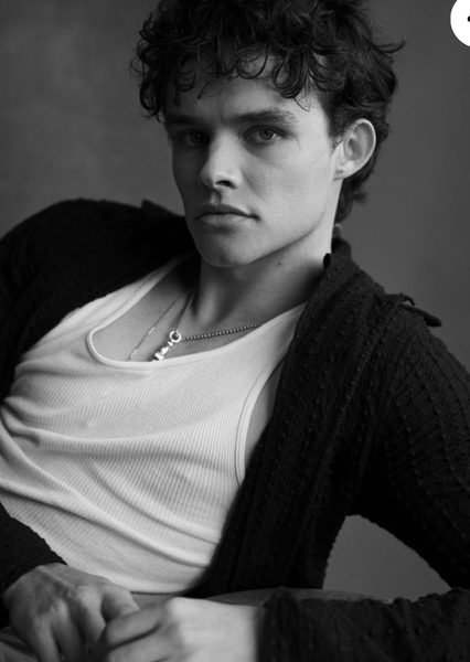 Curran Walters photo