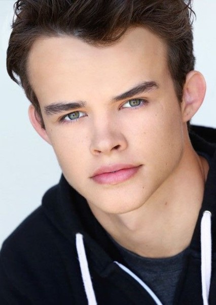 Curran Walters photo