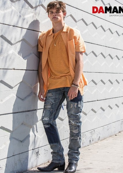 Curran Walters photo
