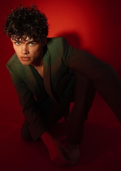Curran Walters photo