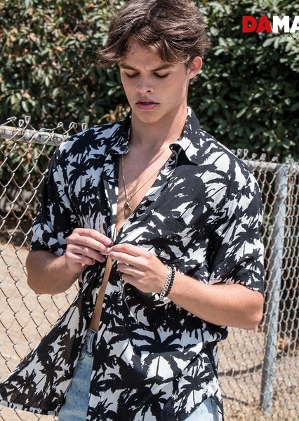 Curran Walters photo