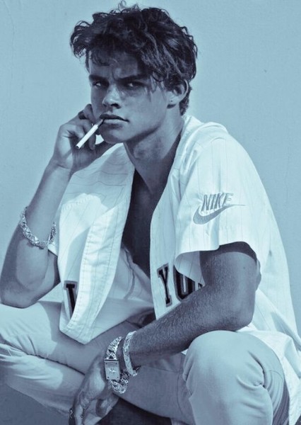 Curran Walters photo