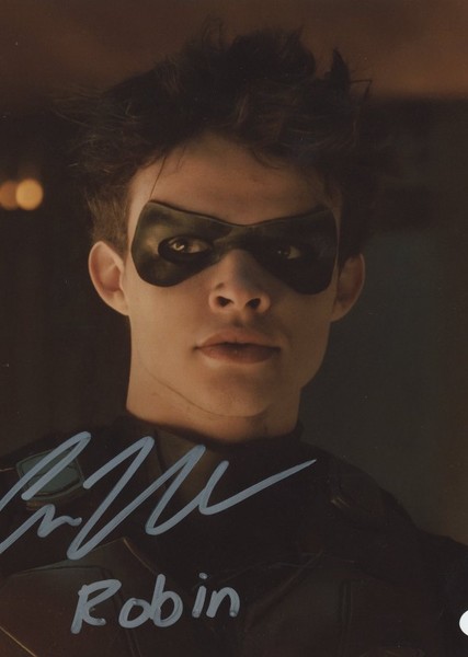 Curran Walters photo