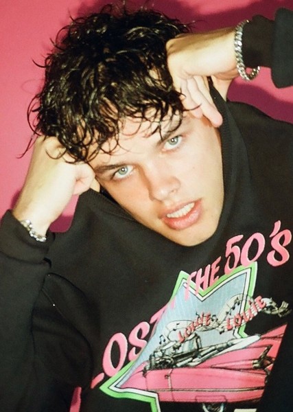 Curran Walters photo