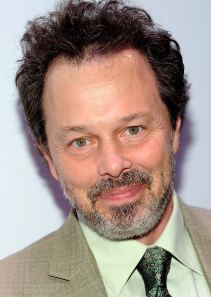 Curtis Armstrong