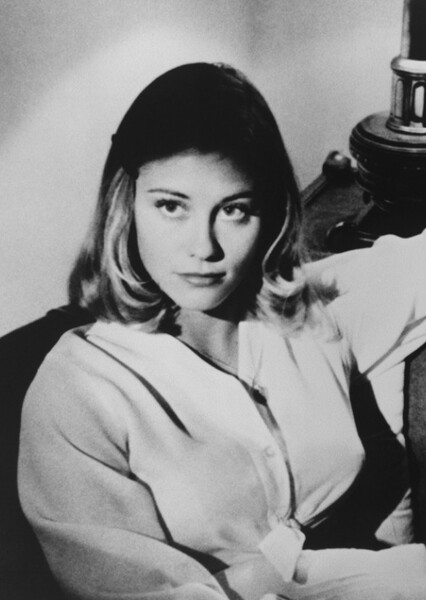 Cybill Shepherd